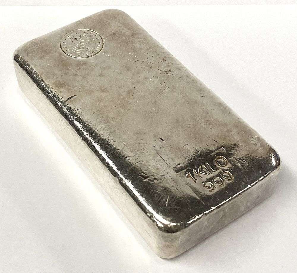 The Perth Mint Australia 1 Kilo .999 Silver Bar (1 of 6)