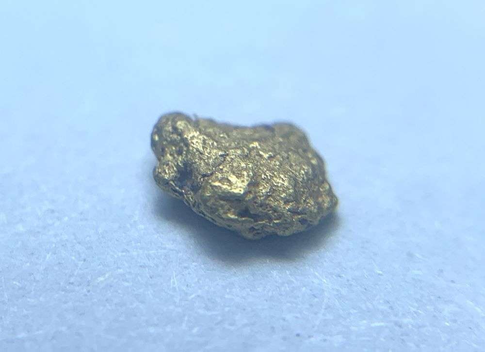 California Gold Rush Gold Nugget 4 Grains: These gold nuggets were panned a generation ago by a lonely miner in northern California. The claim is that these nuggets are almost 24 karat. Winner shall receive the exact item shown here. (BD/B)