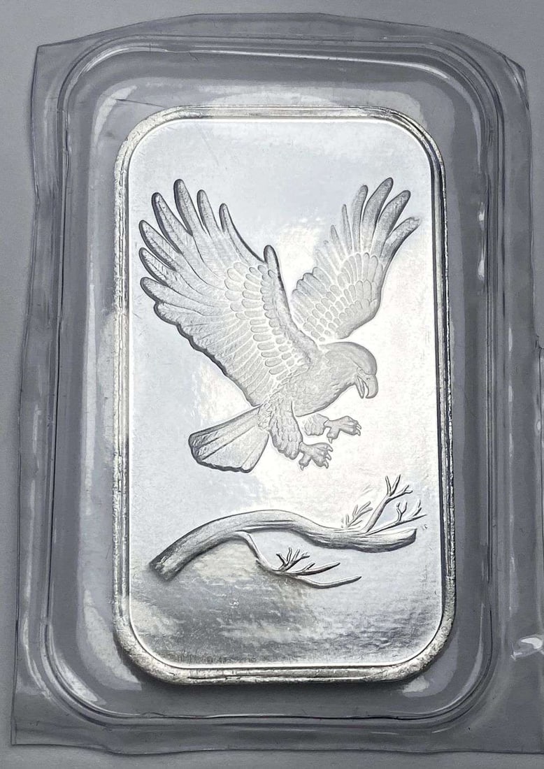 SilverTowne Trademark Eagle 1 ozt .999 Silver Bar: Winner shall receive (1) bar precisely resembling shown here. (CD/B)