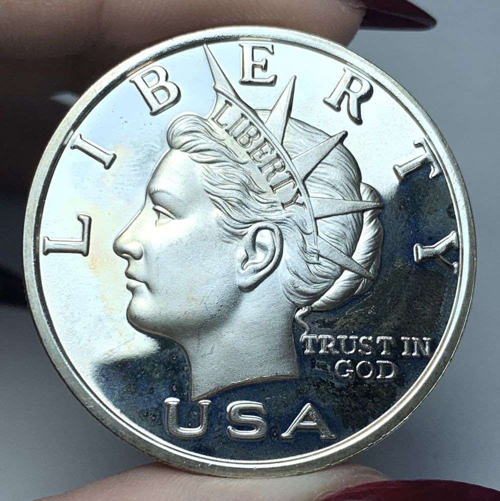 2003 American $10 Liberty Design Proof 1 ozt .999 Silver: Winner shall receive the exact coin shown here. (BD/B)