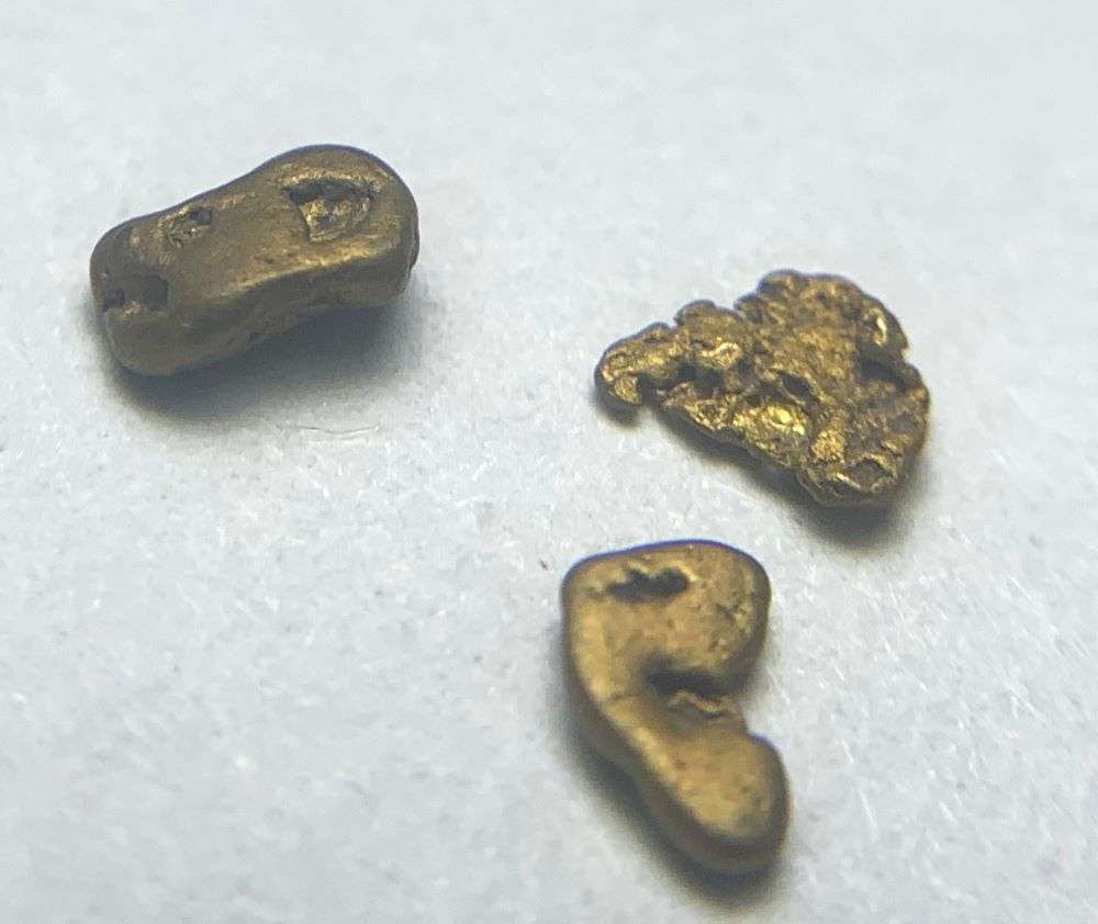 (3) Gold Nuggets 6 Grains: Winner shall receive the exact (3-items) shown here. (BD/UR)