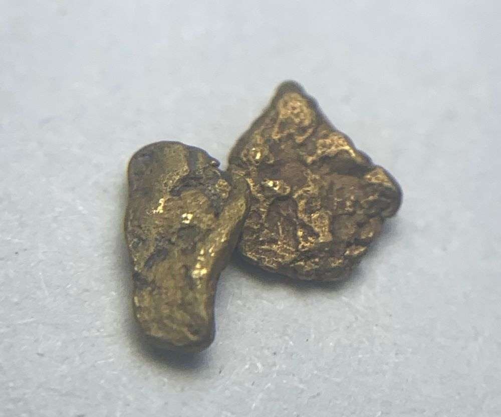 (2) Gold Nuggets 2 Grains: Winner shall receive the exact (2-items) shown here. (BD/UR)