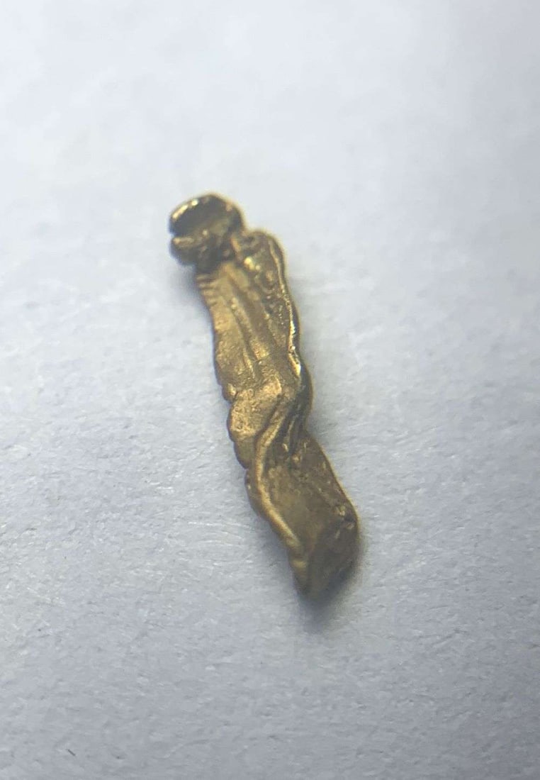 Gold Nuggets 2 Grains: Winner shall receive the exact item shown here. (BD/UR)