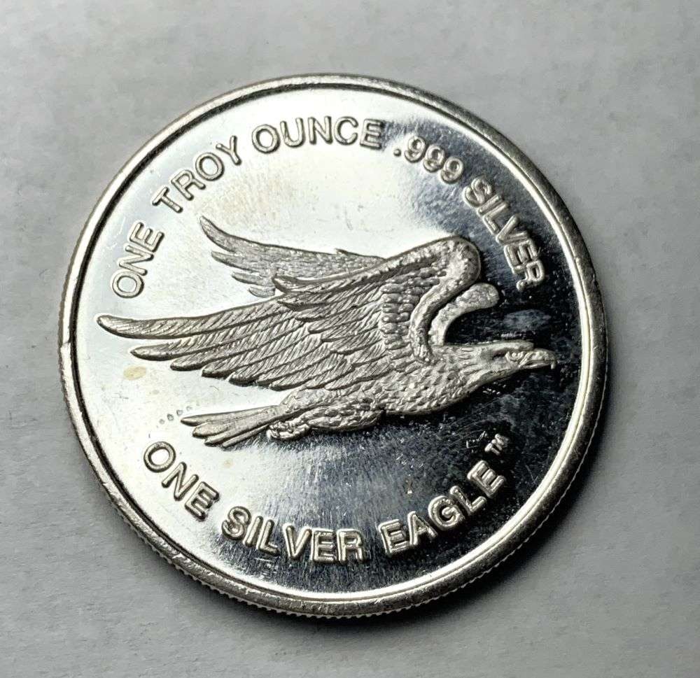 Eagle The International Silver Trade Unit Proof 1 ozt .999 Silver (1 of 2)