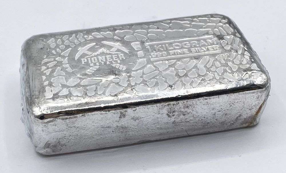 Pioneer Metals 1 Kilo .999 Silver Bar (1 of 5)