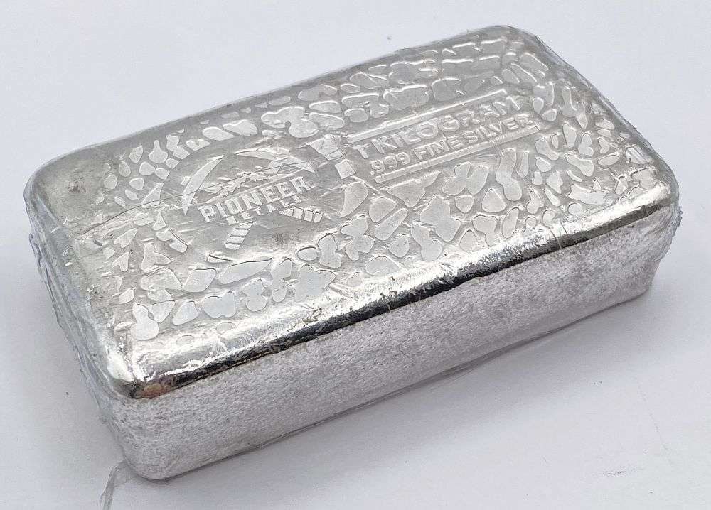 Pioneer Metals 1 Kilo .999 Silver Bar (1 of 5)