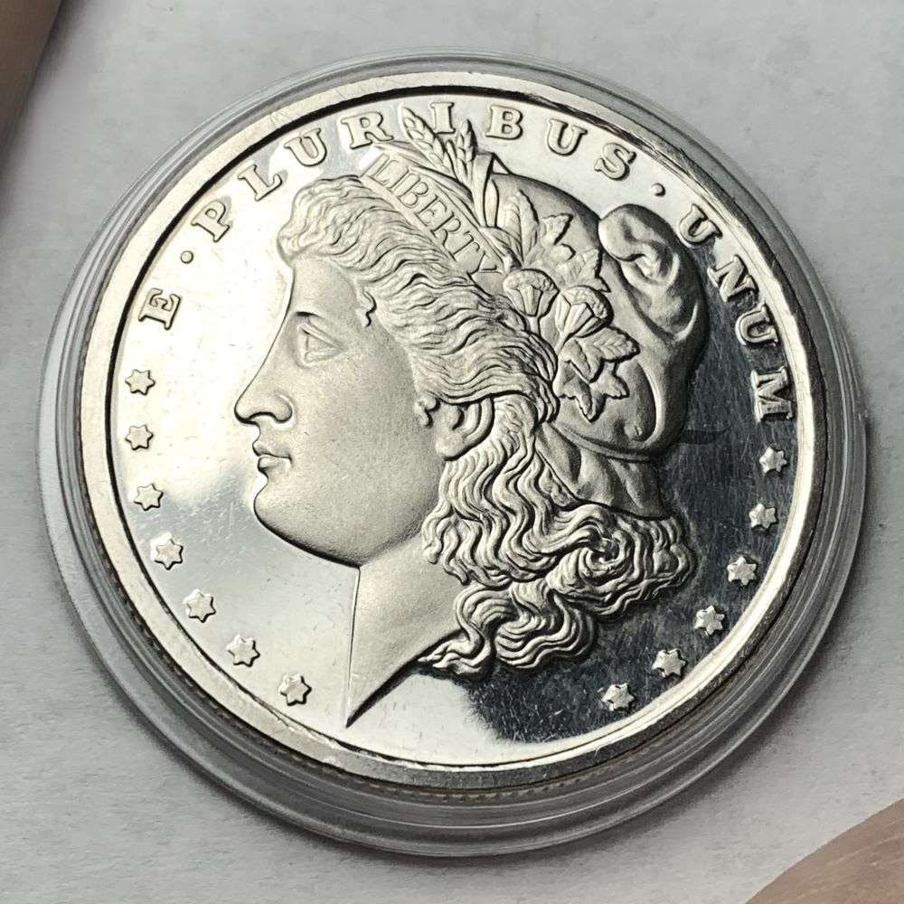 Morgan Dollar Design Proof 1 ozt .999 Silver (1 of 2)