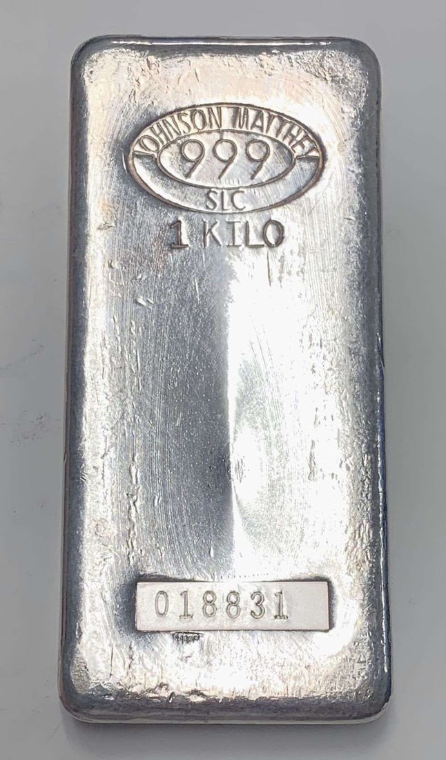 Johnson Matthey 1 Kilo .999 Silver Bar (1 of 3)