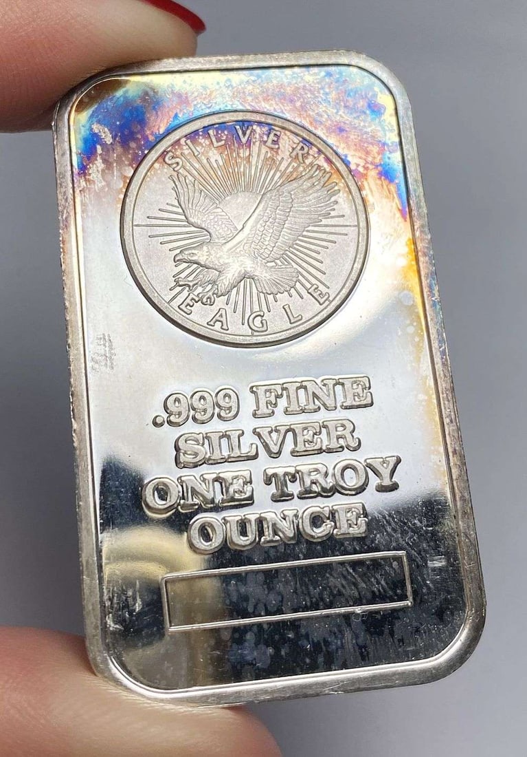 Toned Sunshine Minting Eagle 1 ozt .999 Silver Bar (1 of 2)