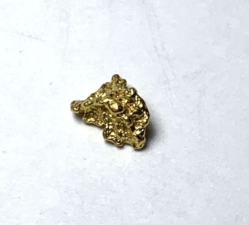 10 Grains Gold Nugget: Winner shall receive the exact nugget shown here. (RM/B)