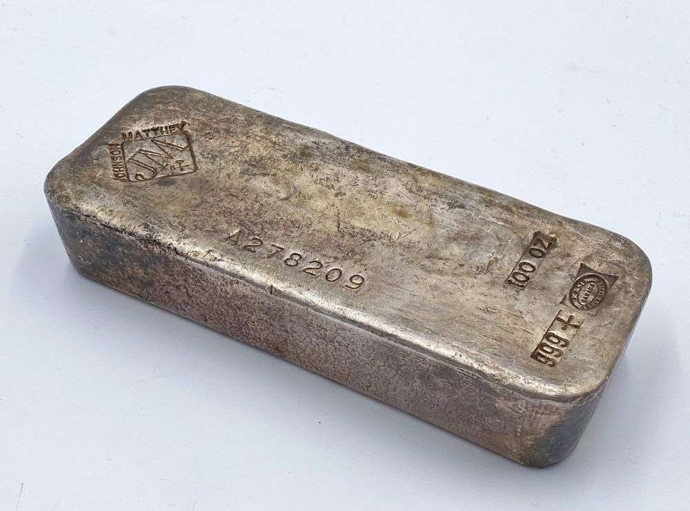 Last Minute! Vintage Johnson Matthey 100 ozt .999 Bar (1 of 8)