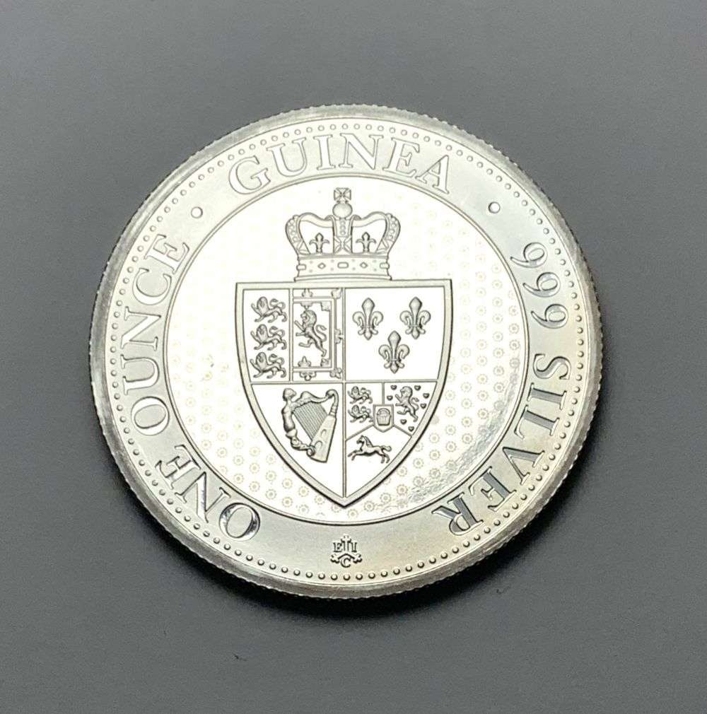 2018 Saint Helena Spade Guinea Shield 1 ozt .999 Silver (1 of 2)