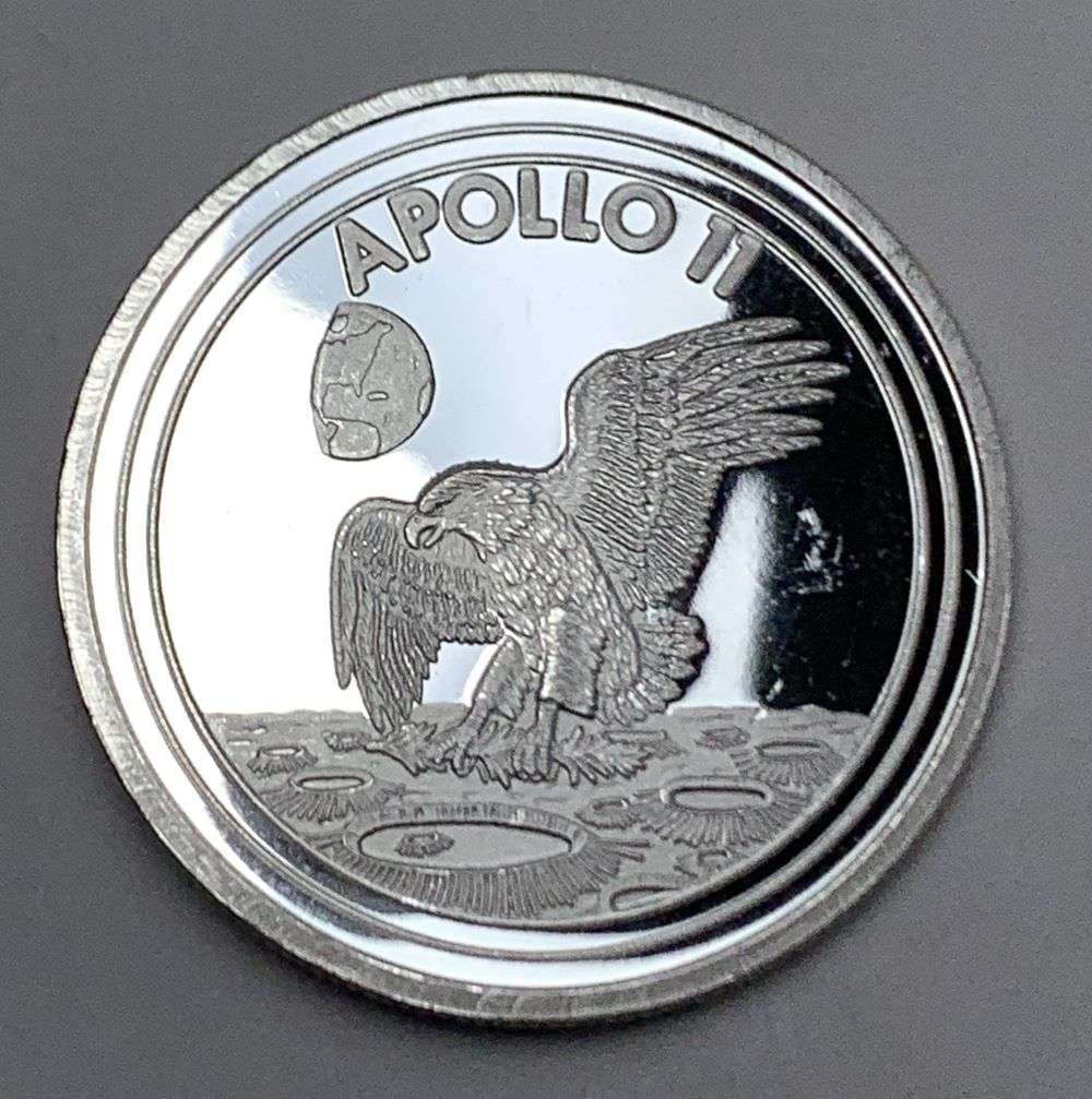 1969-2019 Apollo 11 NASA Commemorative Proof 1 ozt .999 Silver (1 of 2)