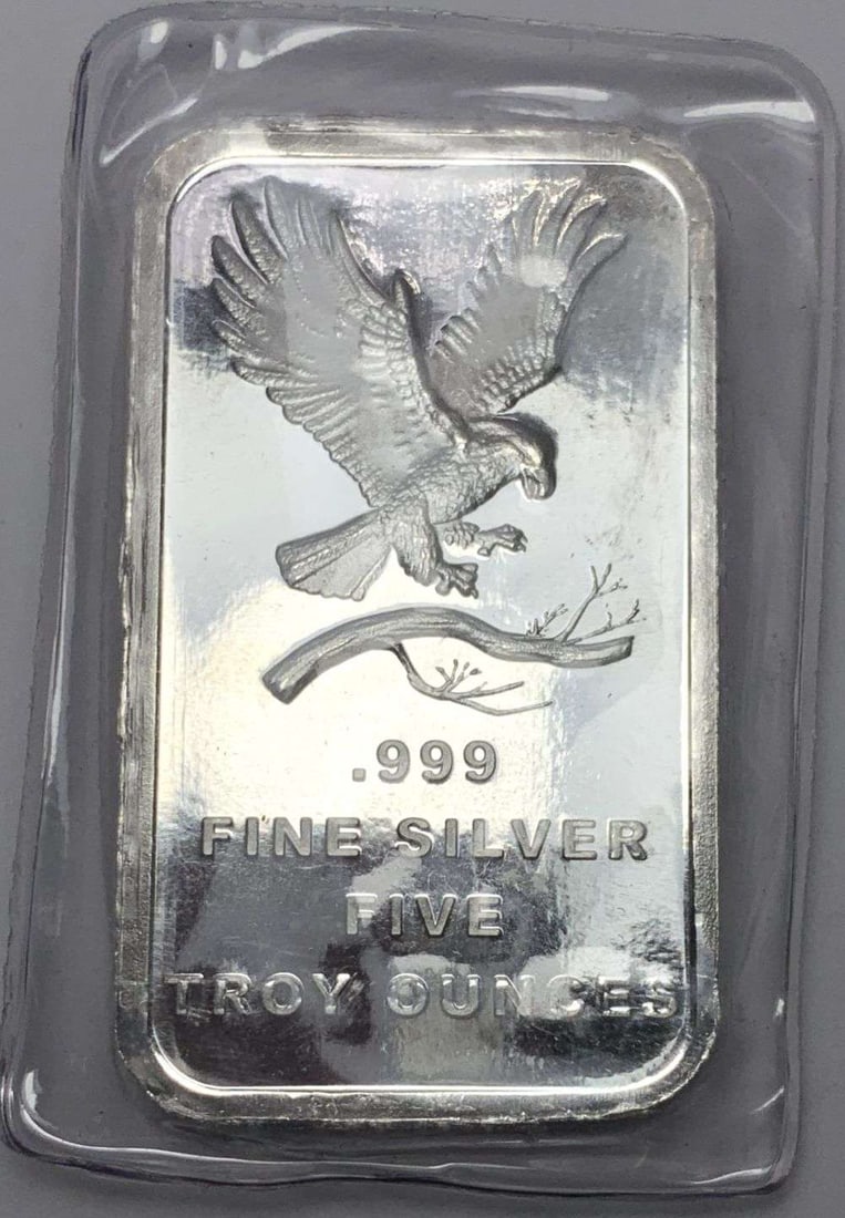 Last Minute! SilverTowne Trademark Eagle .999 Silver 5 ozt Bar (1 of 4)