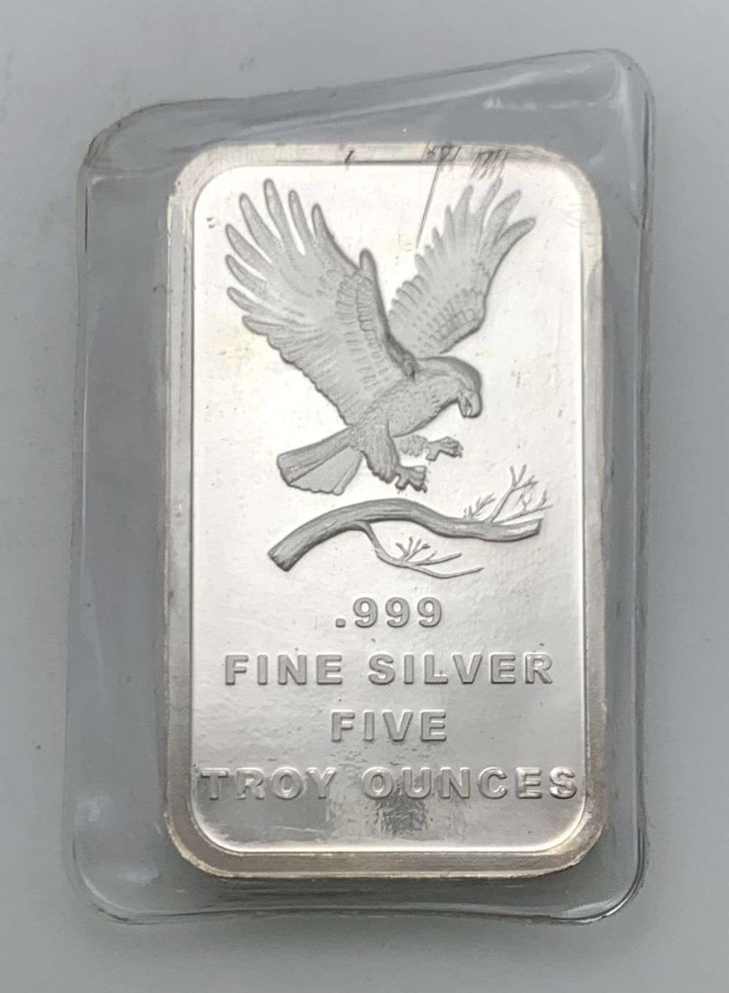 Last Minute! SilverTowne Trademark Eagle 5 ozt .999 Silver Bar (1 of 4)