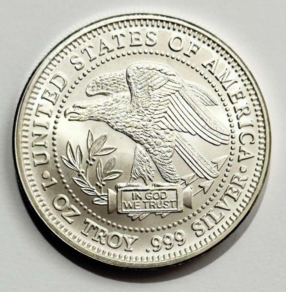 United States of America 1 ozt .999 Silver Trade Unit (1 of 2)