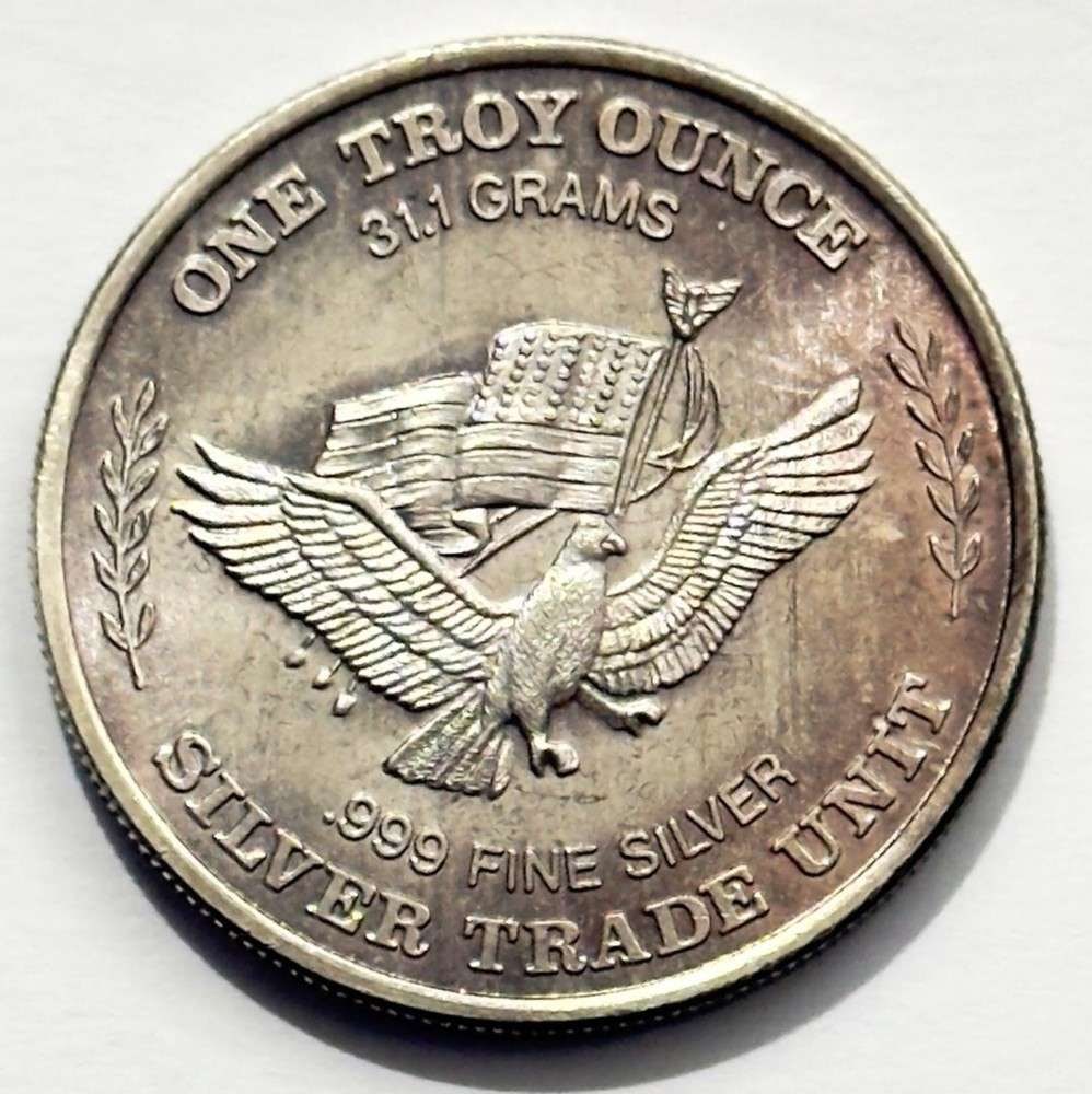 1981-CC U.S. Assay Office San Francisco 1 ozt .999 Silver Trade Unit: Winner shall receive the exact round shown here. (SJ/B)