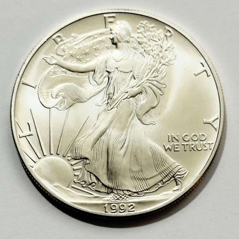 1992 American Silver Eagle (1 of 2)