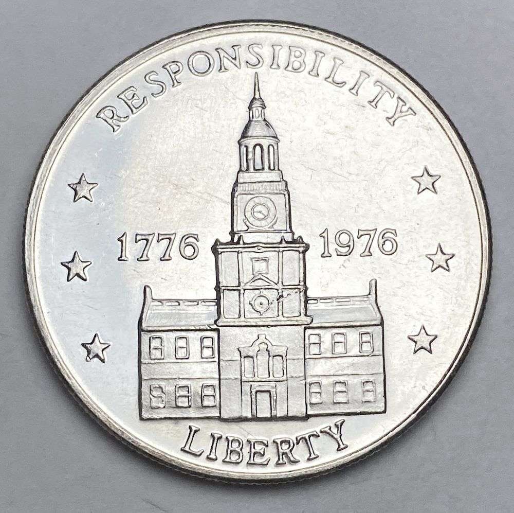 1776-1976 Responsibility, Liberty 1 ozt .999 Silver Trade Unit (1 of 2)