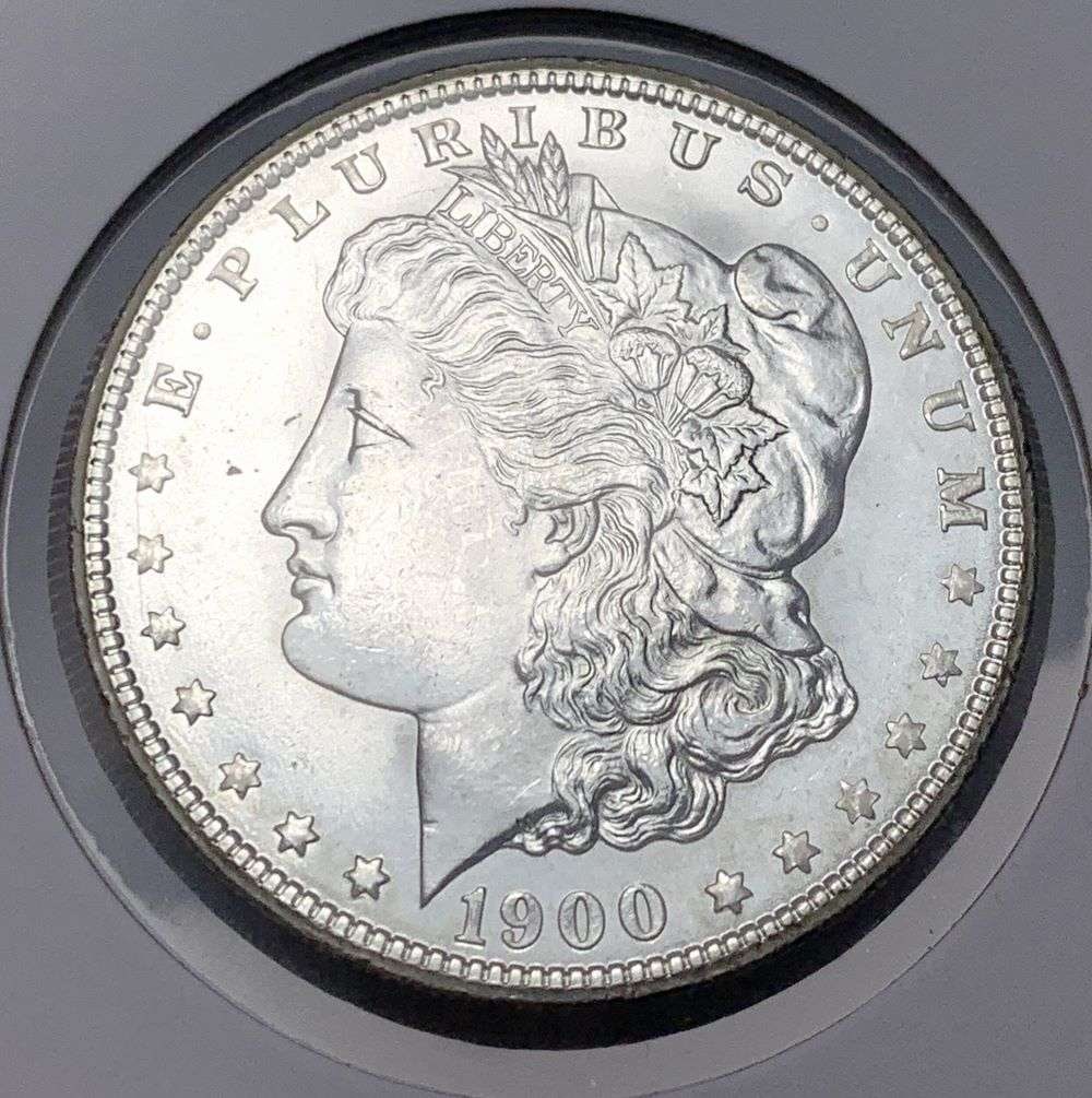 1900-O Morgan Silver Dollar MS64 (1 of 3)