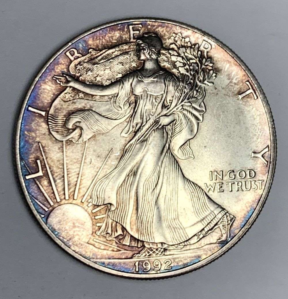 1992 American Silver Eagle (1 of 2)