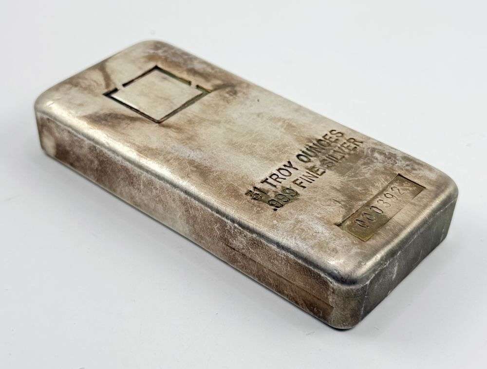 Extremely Rare & Unusual Low Serial Number .999 Silver 31 ozt Bar (1 of 5)