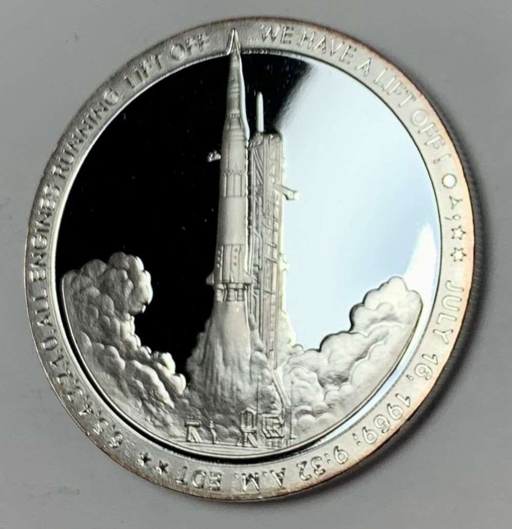 2019 Apollo 11 50th Anniversary Proof 1 ozt .999 Silver (1 of 2)