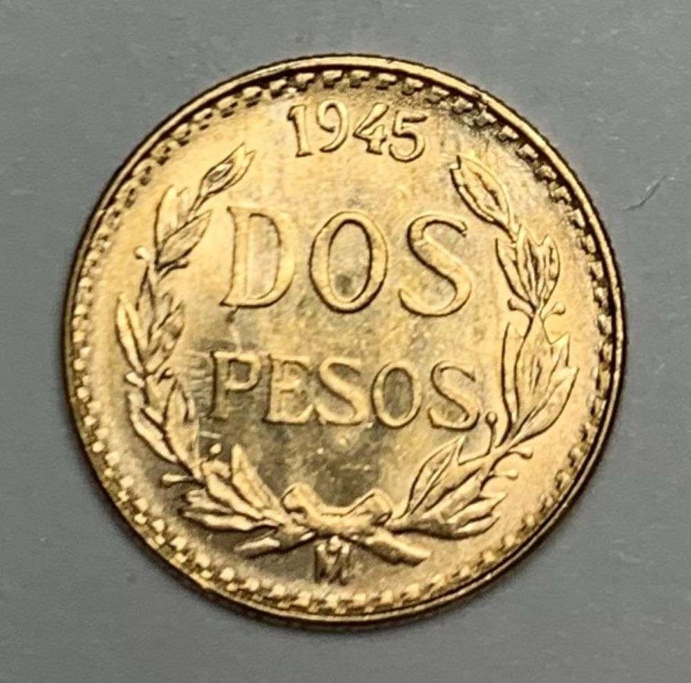 1945 Mexican Gold Dos Pesos 0.0482 ozt AGW (1 of 2)
