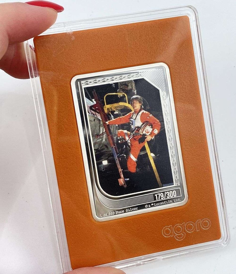 Colorized 2025 NIUE $2 Star Wars 1 ozt .999 Silver Bar: Winner shall receive the exact bar shown here. (RR)