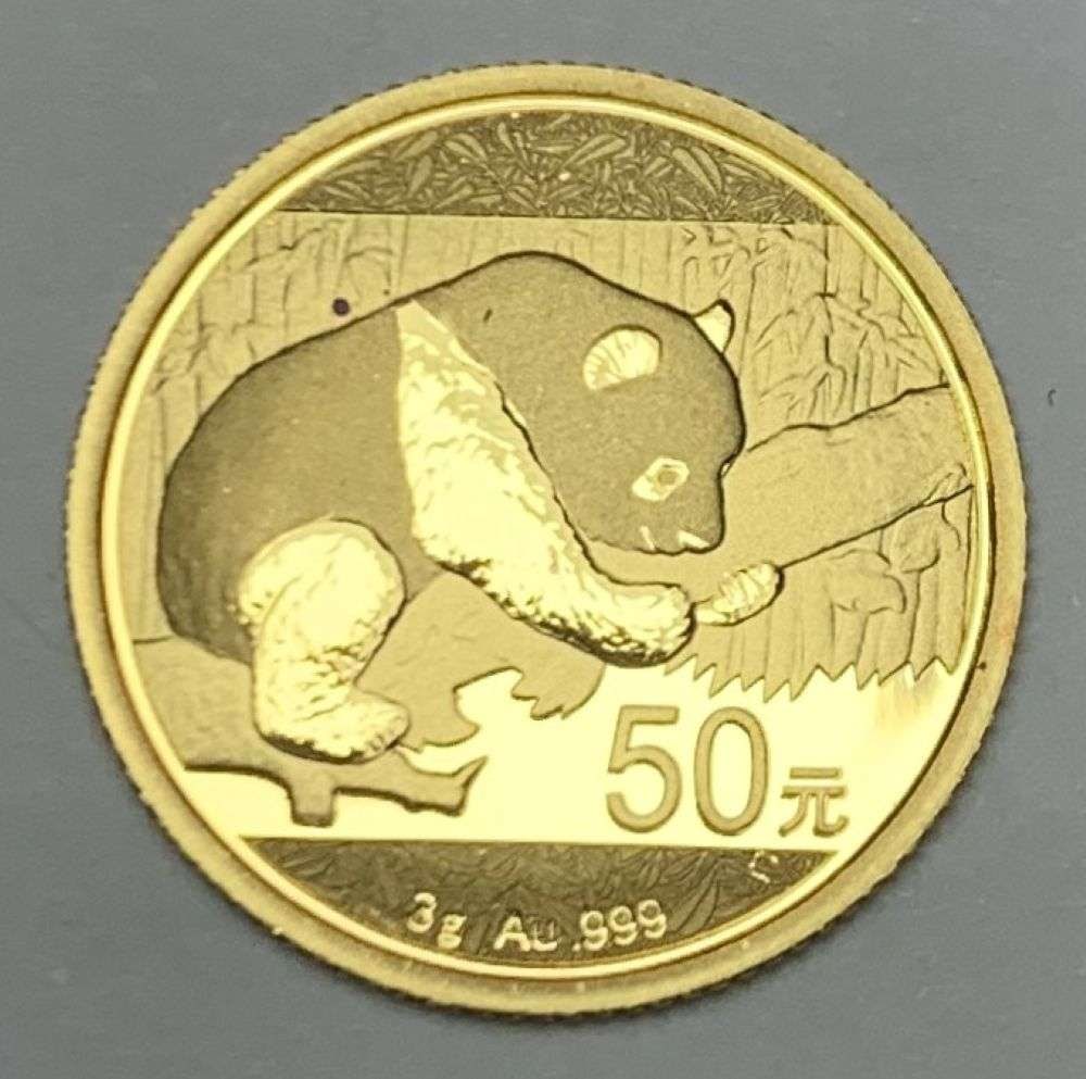 Last Minute! 2016 Chinese 50yn Panda .999 Gold 3g (1 of 2)