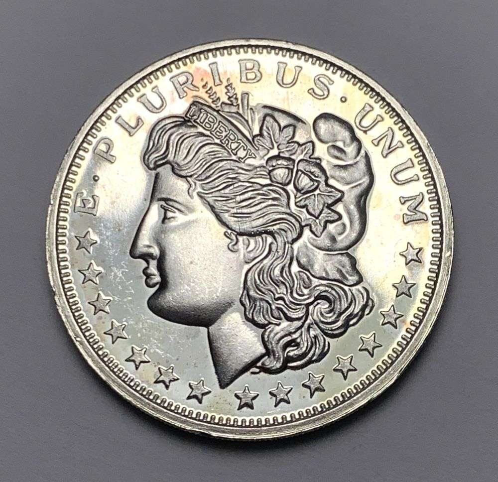 Morgan Dollar Design .999 Silver 1 ozt (1 of 2)