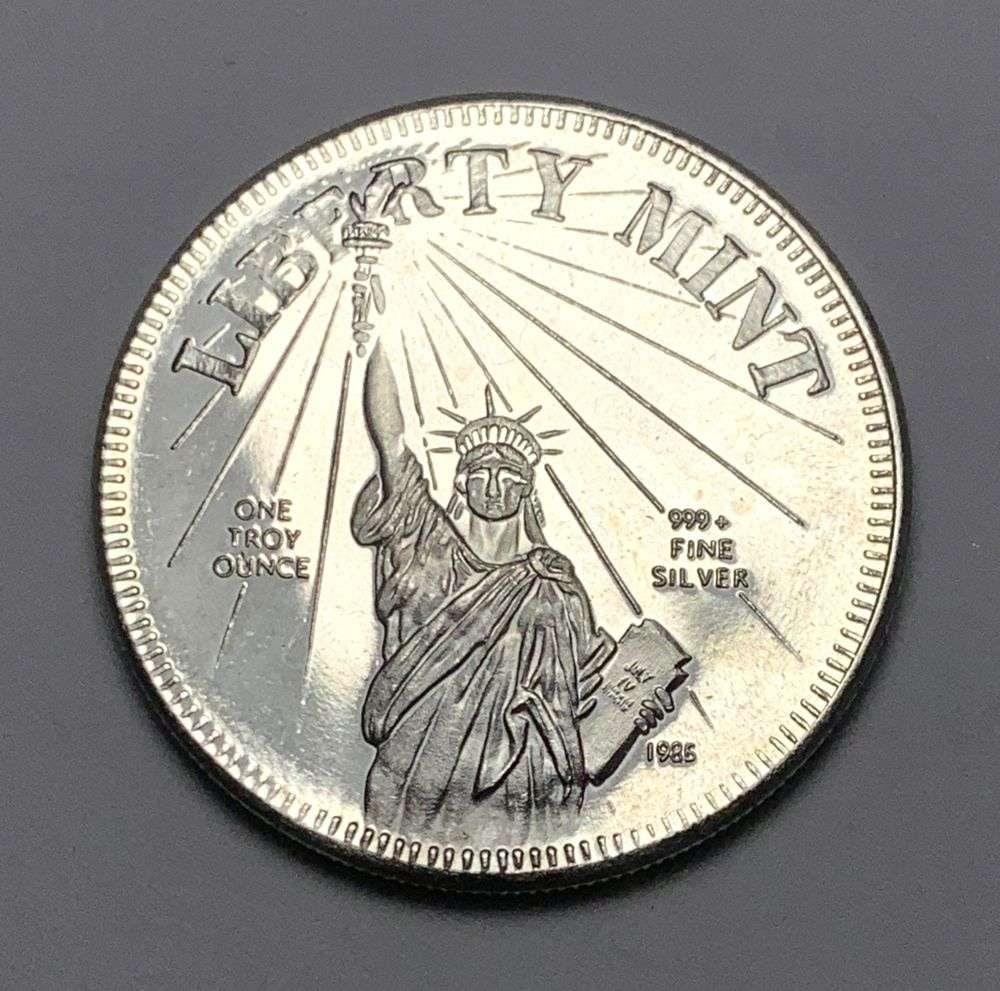 1985 Liberty Mint Statue of Liberty .999 Silver 1 ozt: Winner shall receive the exact coin shown here. (MK/B)