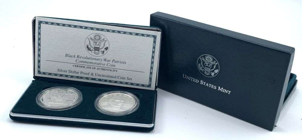 1998-S Black Revolutionary War Patriots Commemorative Proof & Unc. Silver Dollar Set OGP (2-coins): Winner shall receive the exact set (2-coins) shown here. (MR/RB)