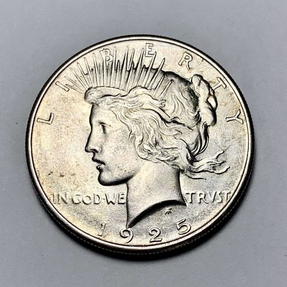 1925 Peace Silver Dollar MS64 (1 of 2)