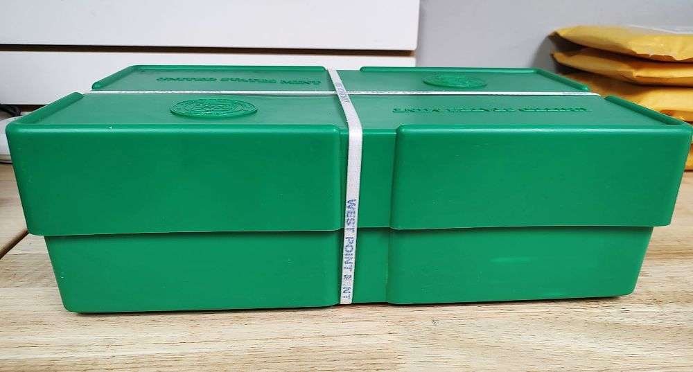 Last Minute Silver! Sealed Silver Eagle Monster Box Year? Unknown" (500-coins): Winner shall receive the exact box (500-coins) shown here. (RR/EUBBB)