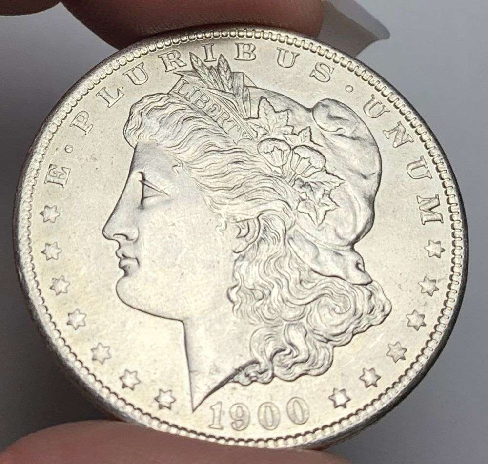 1900-O Morgan Silver Dollar MS65 (1 of 2)