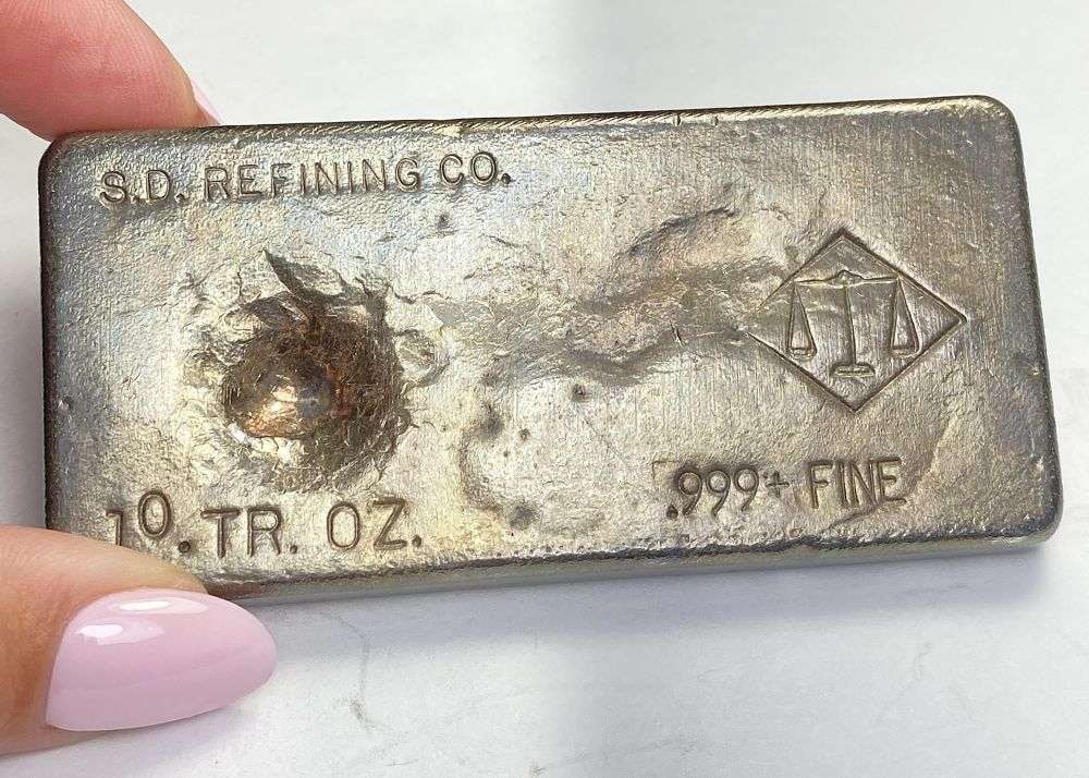 S.D. Refining Co. 10 ozt .999 Silver Bar (1 of 5)