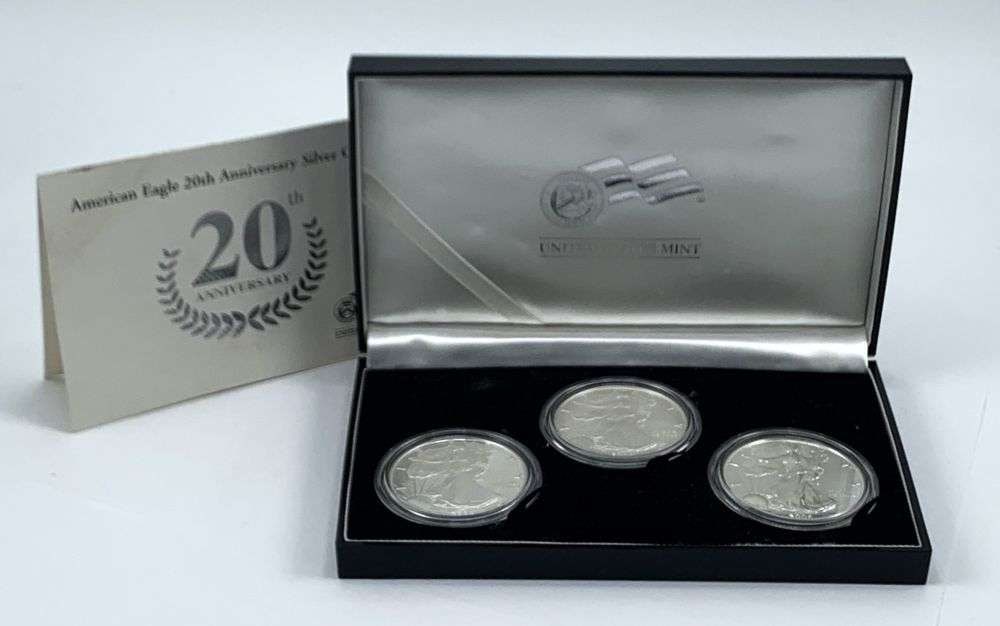 2006-P/W American Silver Eagle Unc./PF/Rev. PF Set OGP (3-coins): Winner shall receive the exact set (3-coins) shown here. (MR/LRB)