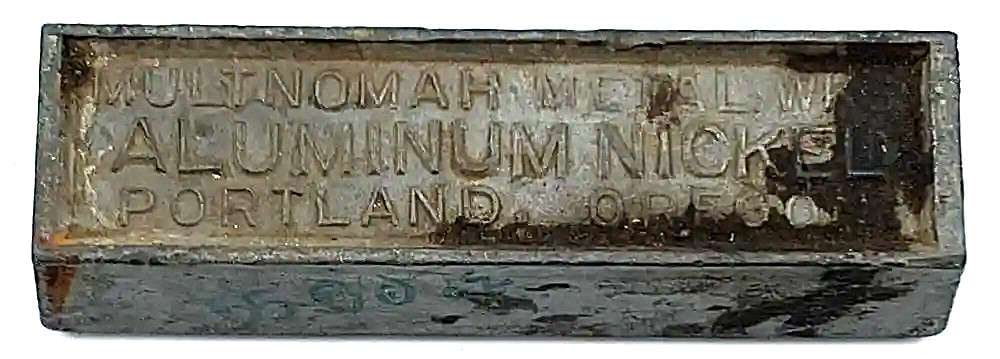 Vintage Federated Metals Corp. Multnomah Metal WK. Ingot Bar 1.584 kg: Winner shall receive the exact bar shown here. (MR/UB)
