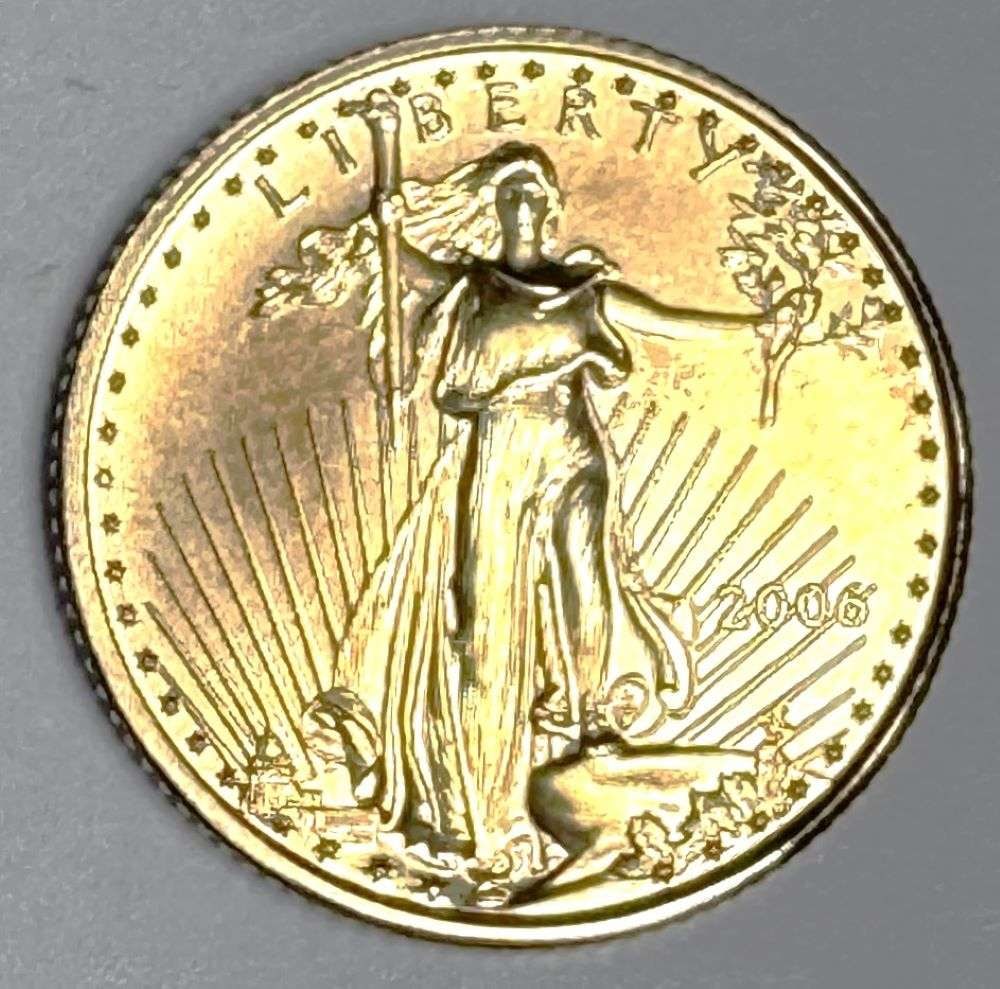 2006 American $5 Gold Eagle 1/10 ozt (1 of 2)