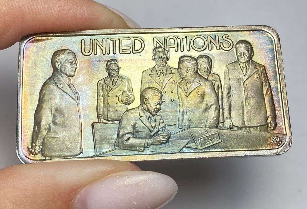 Toned America's Greatest Events "United Nations" 1 ozt .999 Silver Bar (1 of 2)