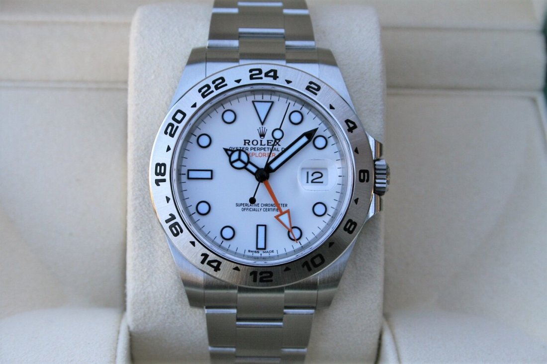 ROLEX EXPLORER 2 42mm WHITE DIAL 2018 (1 of 3)
