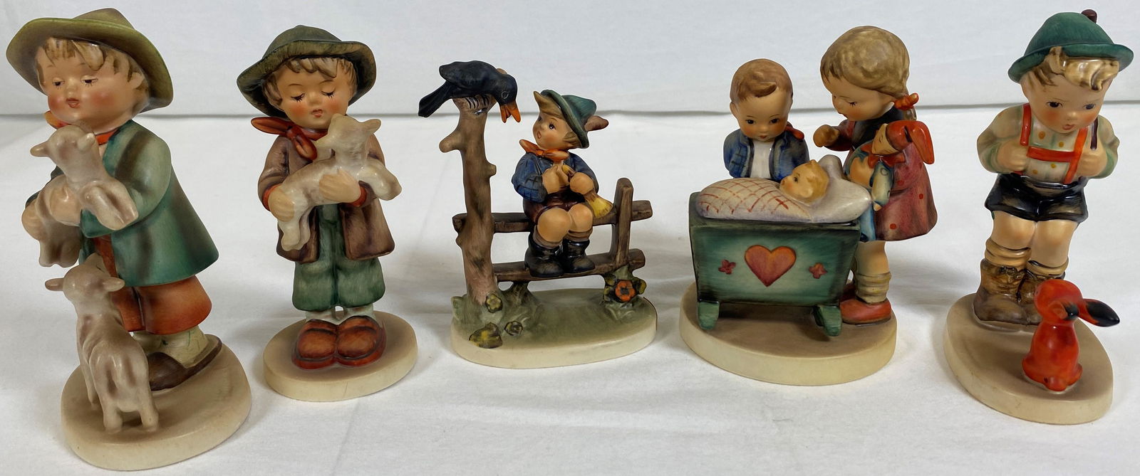 Vintage Hummel Goebel Figurine Lot of Five (1 of 13)