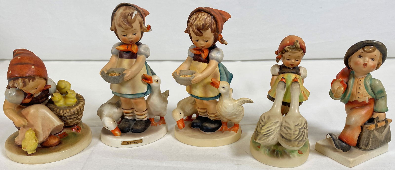 Vintage Hummel Goebel Figurine Lot of Five (1 of 12)