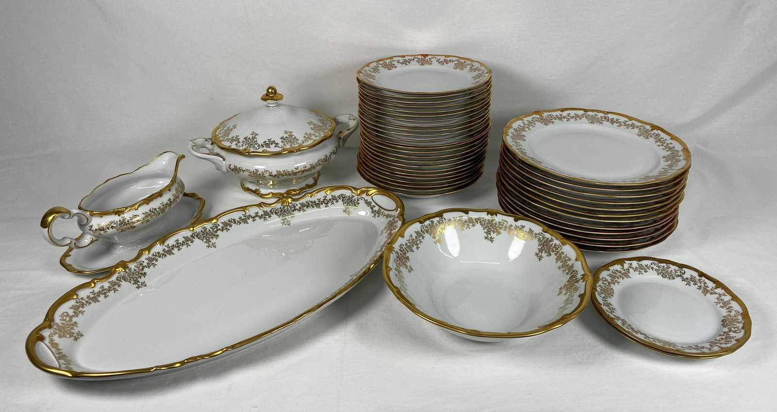 Weimar Katharina Gold Gilded Porcelain Fine China (1 of 18)