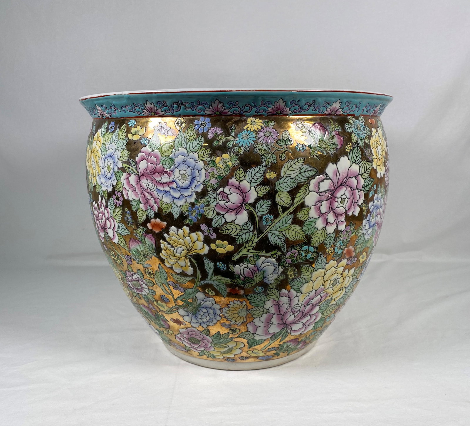 Large Chinese Porcelain Fish Bowl (1 of 8)