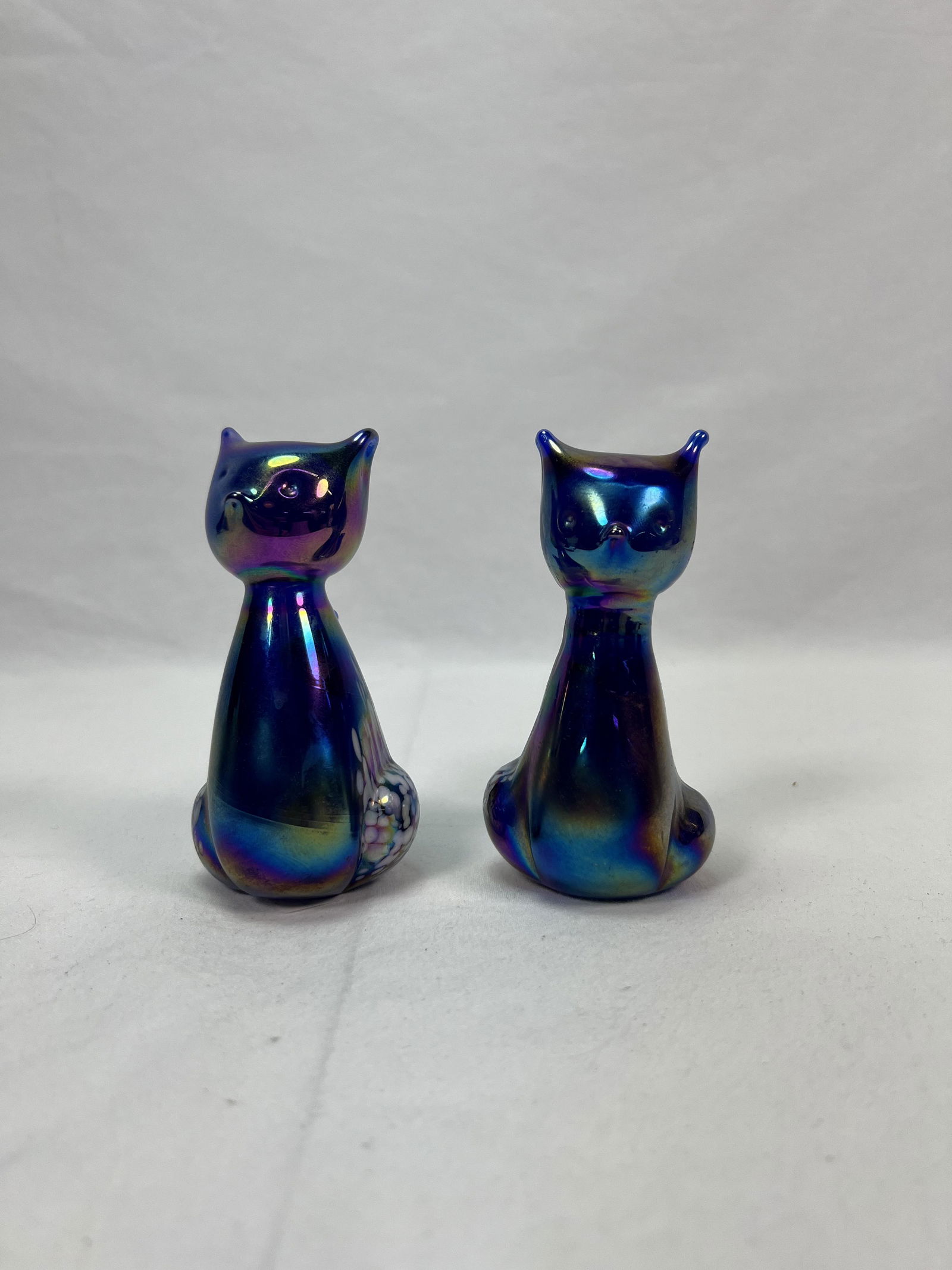 Vintage Rainbow Art Glass Cat Paper Weight (1 of 9)