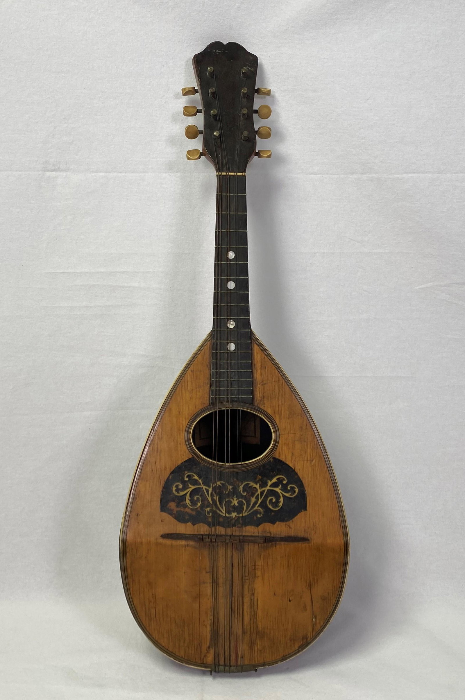 Antique A Galiano Raphael Ciani Roundback Mandolin (1 of 12)