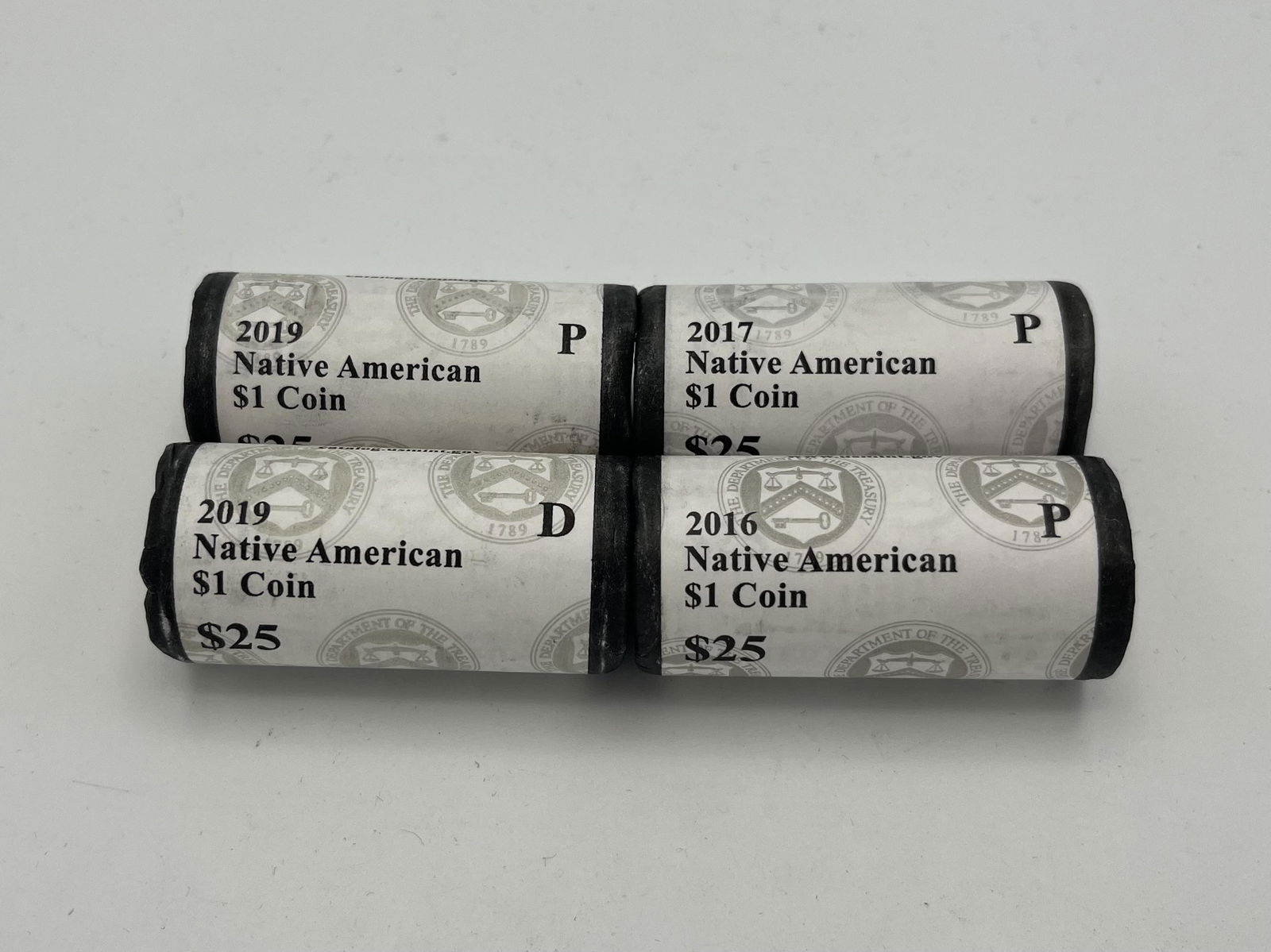 Lot of 100 Native American Dollar Coins $100 4 Rolls (1 of 2)