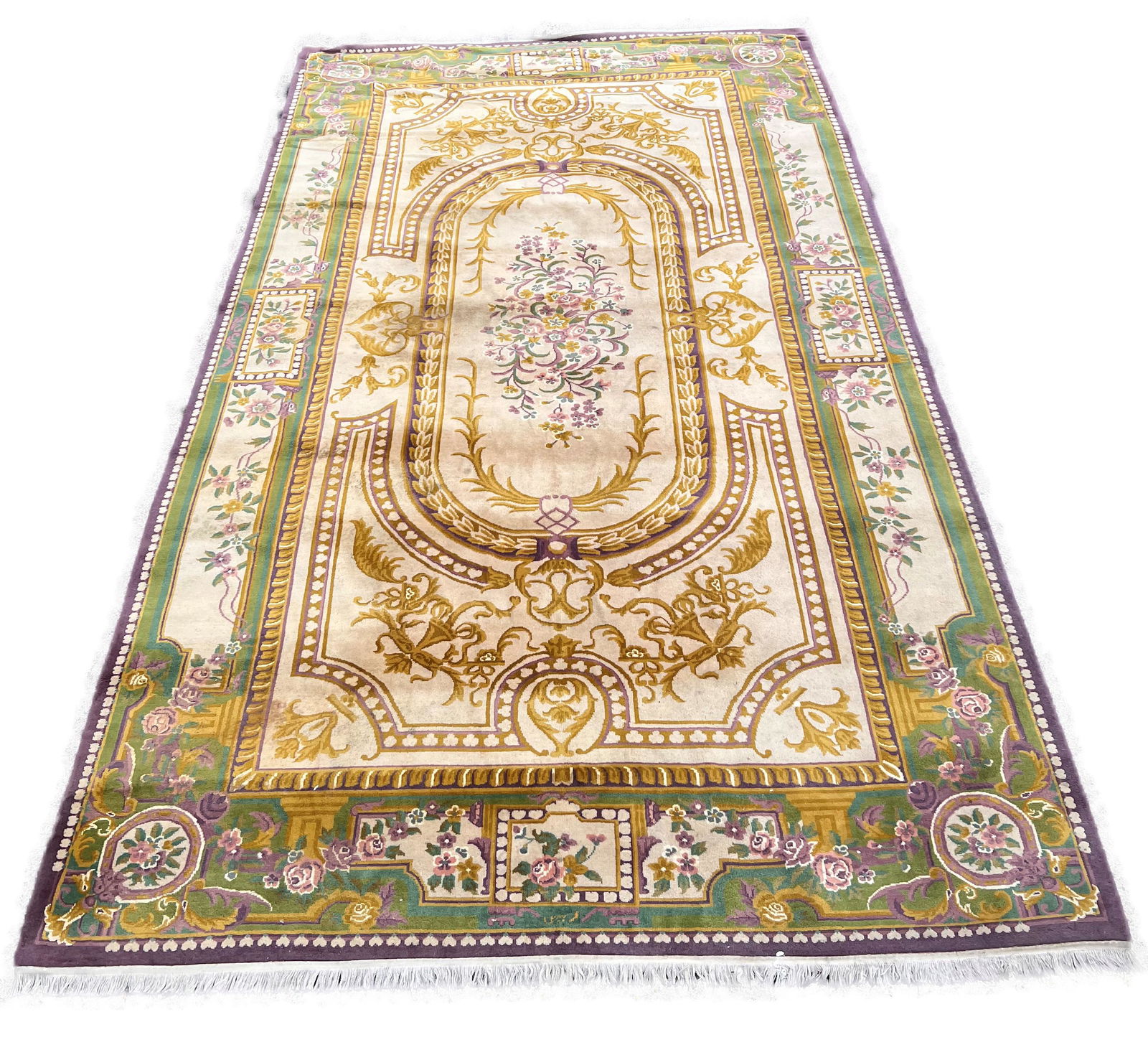 Gilted Floral Design Oriental Area Rug (1 of 7)